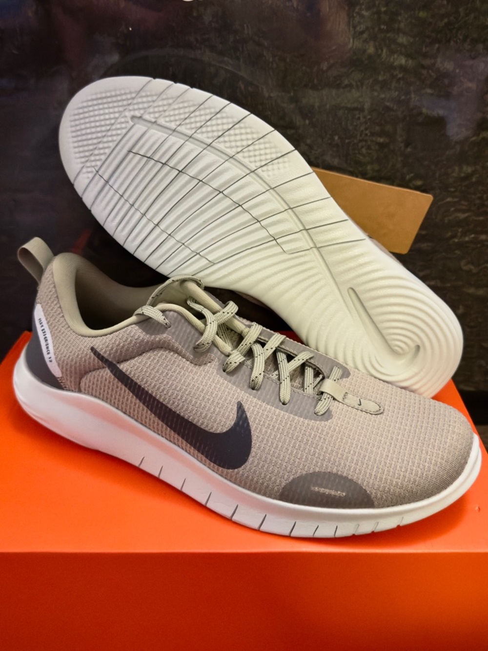 Nike Men’s Flex Experience RN12 Size 11